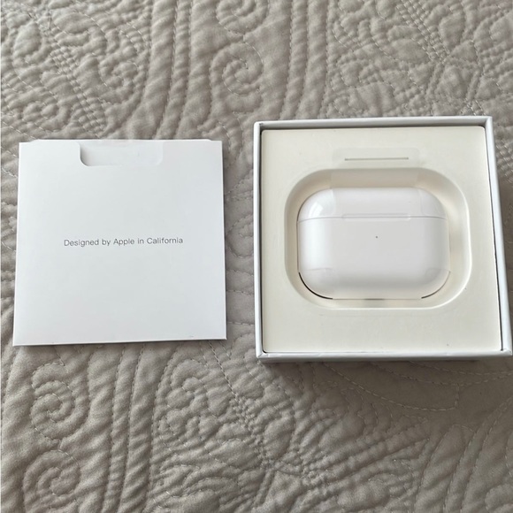 airpod pro 2nd generation - Picture 4 of 7